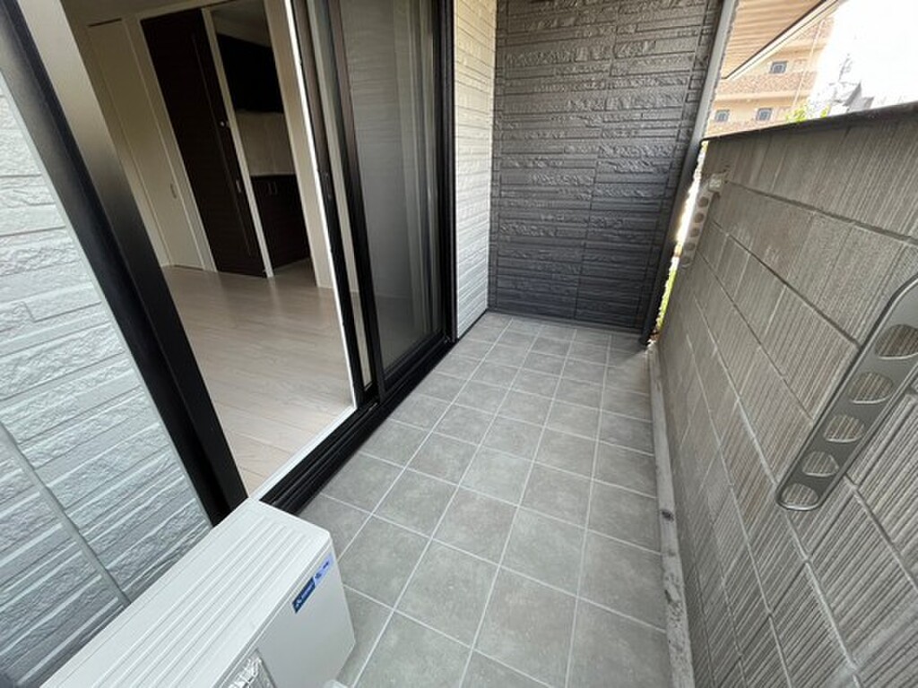 (12/23) バルコニー (12/23) バルコニー