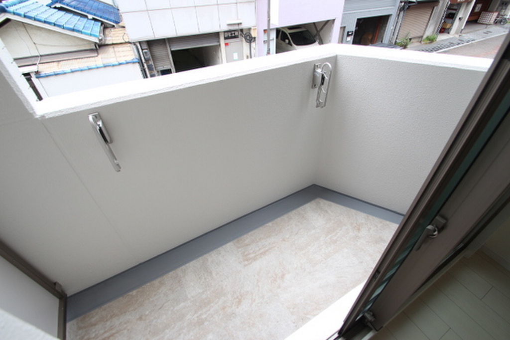 (13/18) バルコニー (13/18) バルコニー