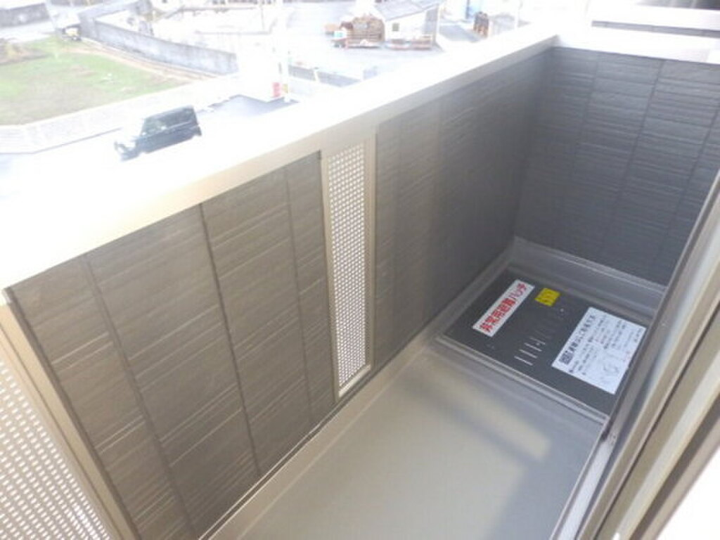 (13/25) バルコニー (13/25) バルコニー