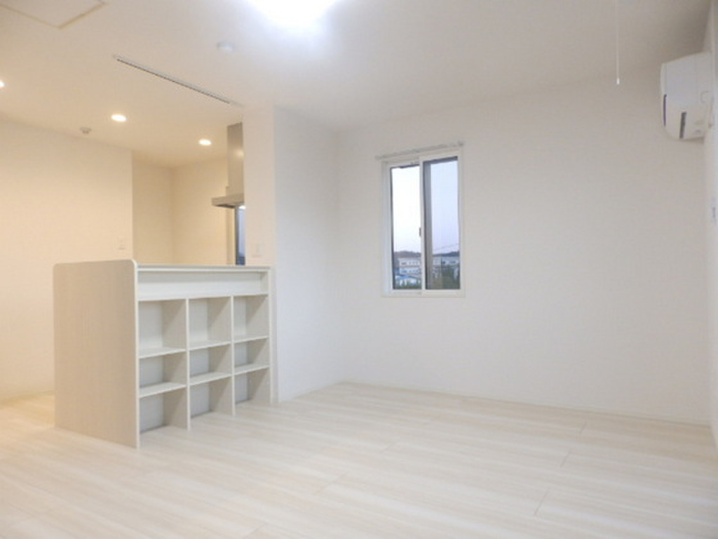 (2/25) 居室・リビング (2/25) 居室・リビング