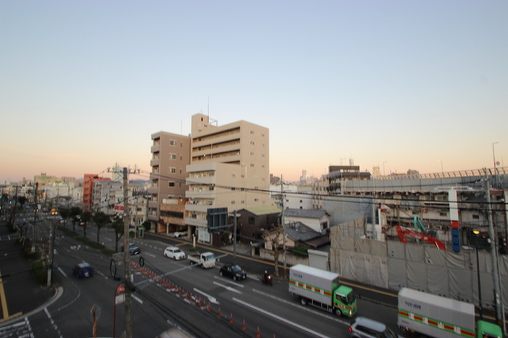 (8/23) 眺望 (8/23) 眺望