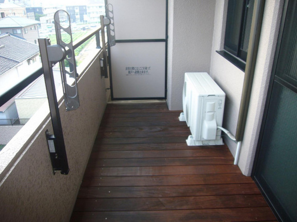 (8/20) バルコニー (8/20) バルコニー