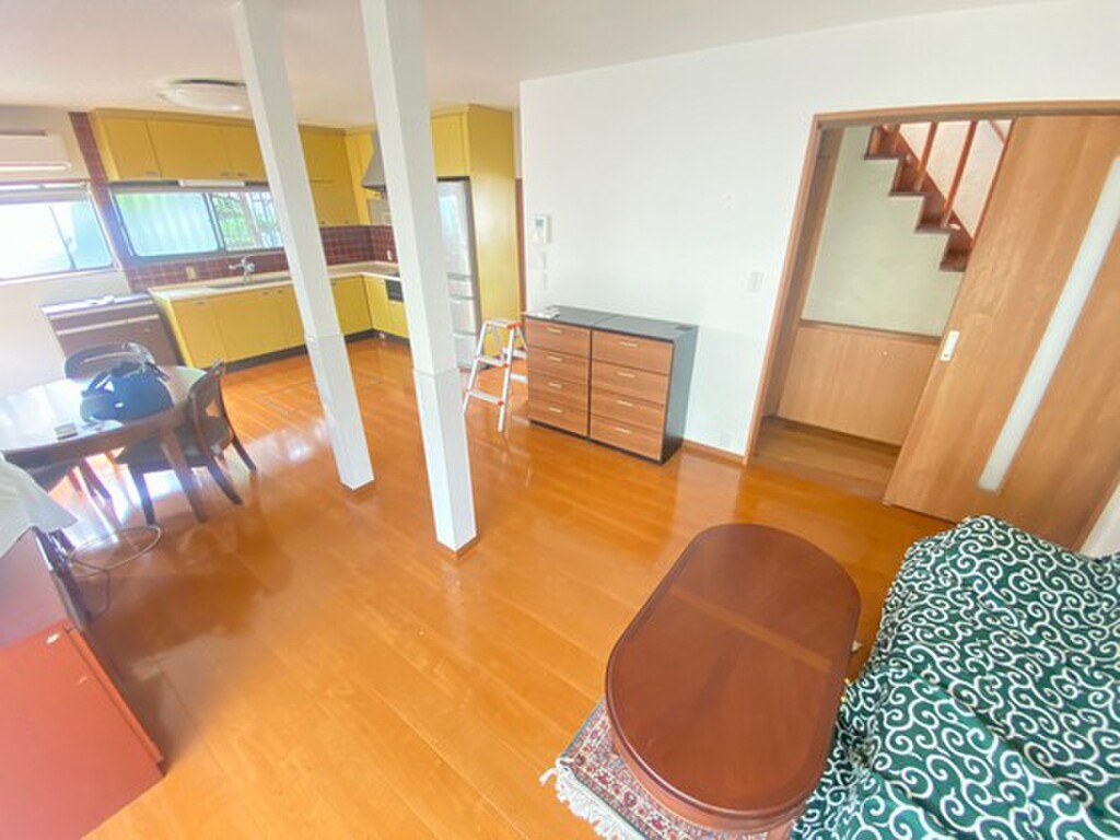 (2/33) 居室・リビング (2/33) 居室・リビング