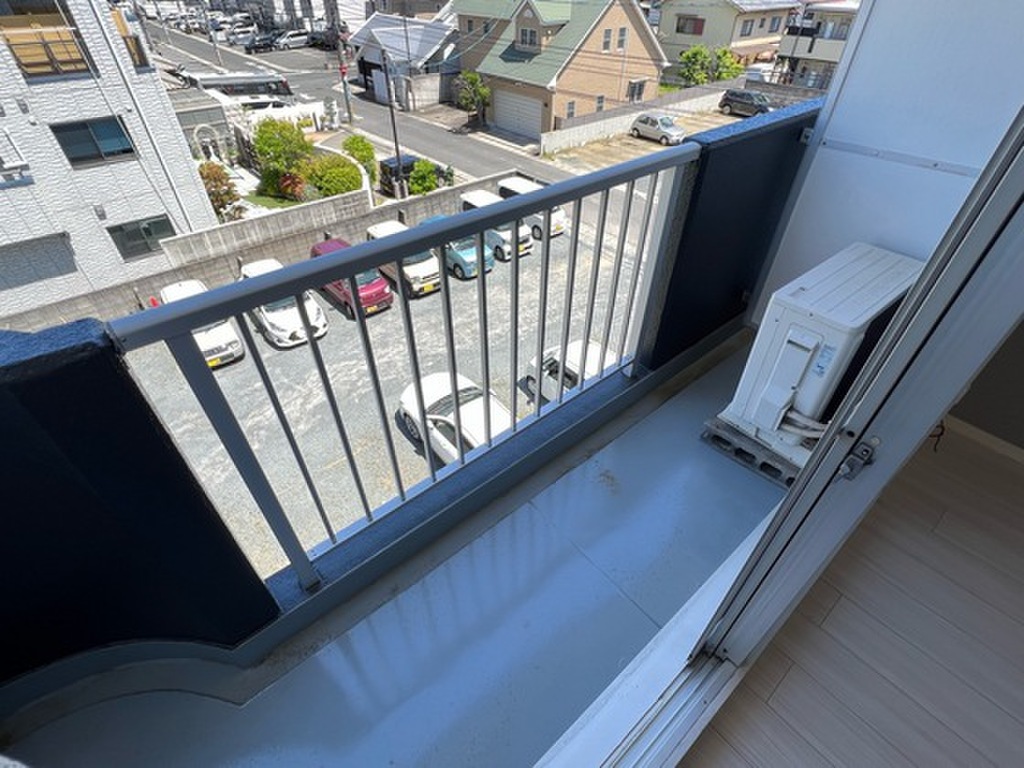 (9/20) バルコニー