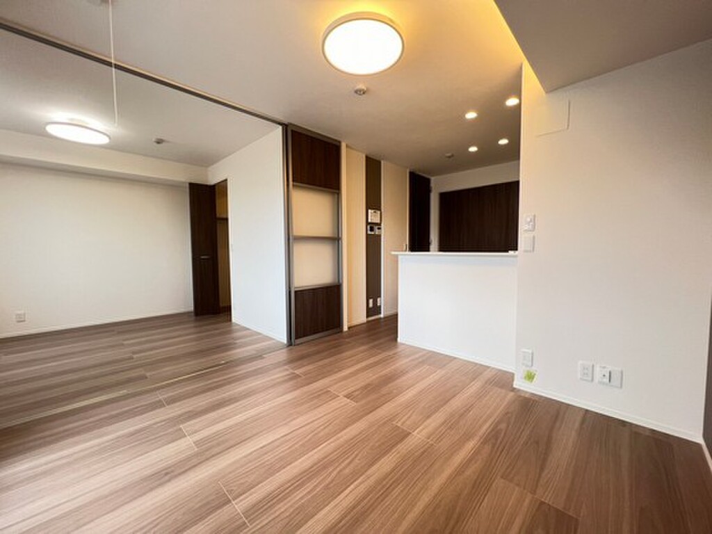 (2/25) 居室・リビング (2/25) 居室・リビング