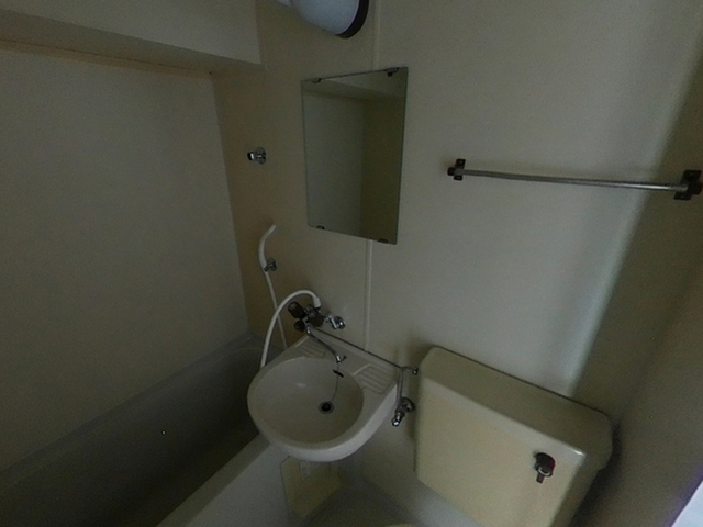 Residence R