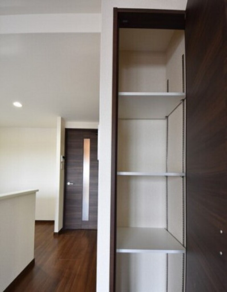 (16/28) 収納 (16/28) 収納