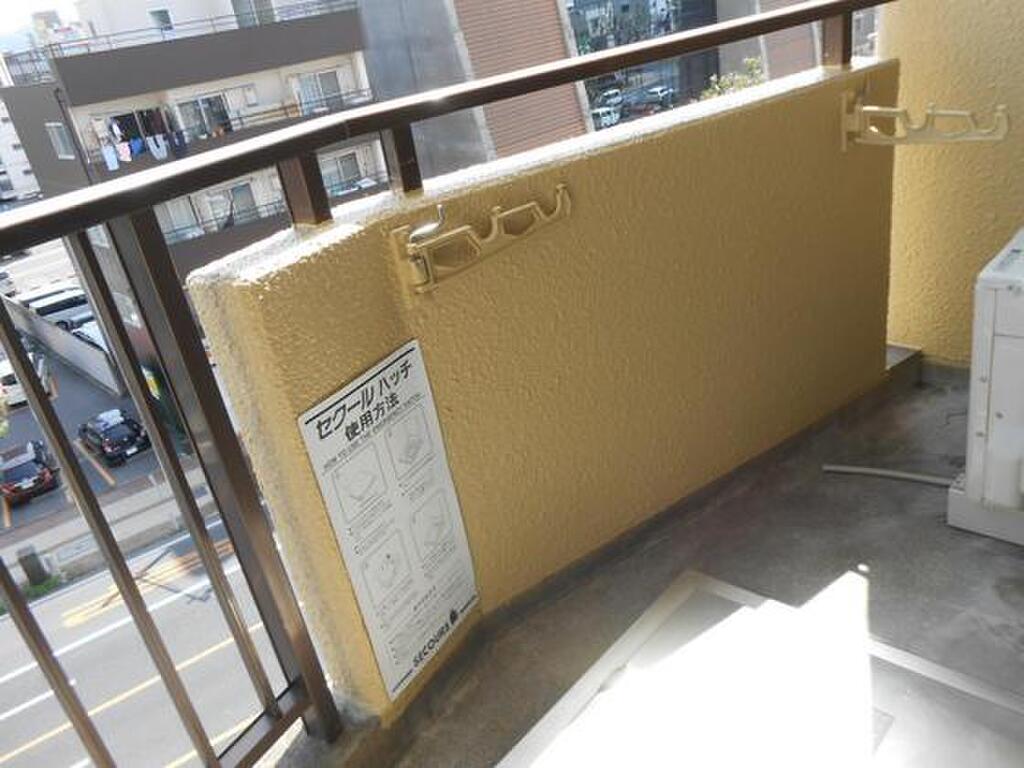 (6/16) バルコニー (6/16) バルコニー