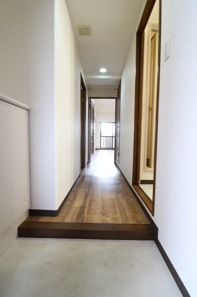 (9/24) 玄関 (9/24) 玄関