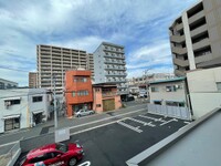 ※写真は別室のものになります。