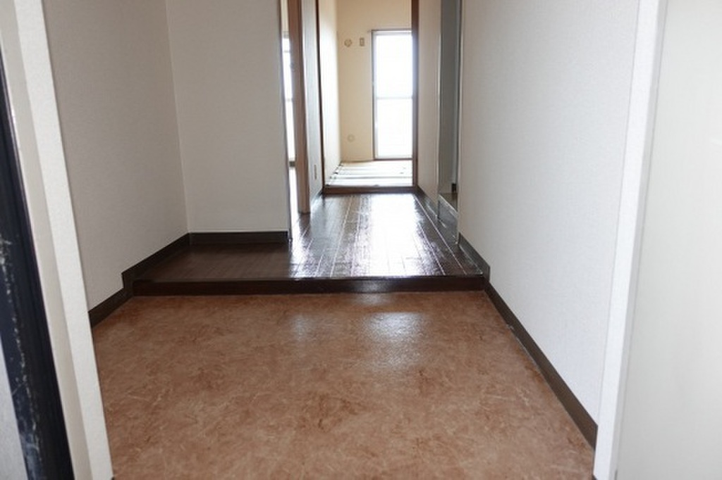 (12/21) 玄関 (12/21) 玄関