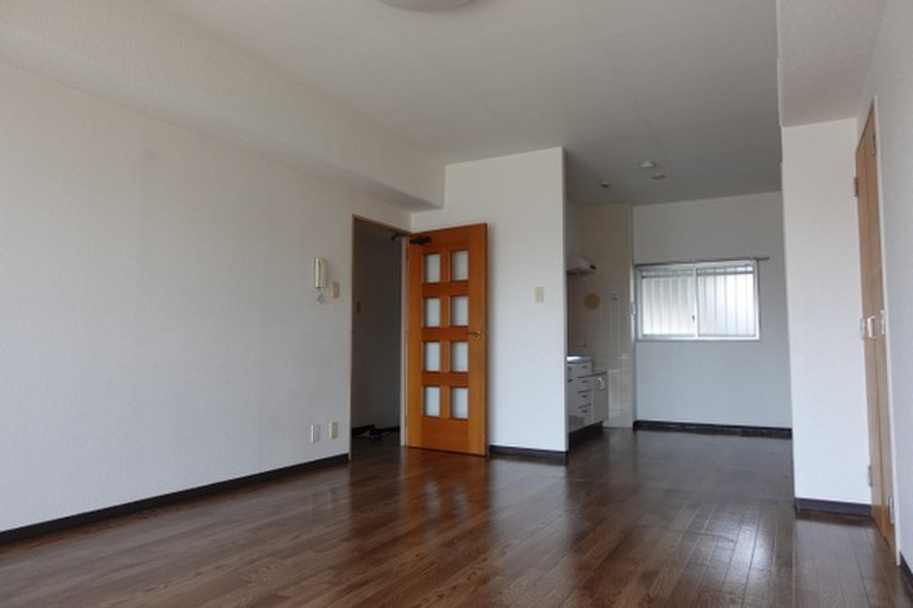 (2/21) 居室・リビング (2/21) 居室・リビング