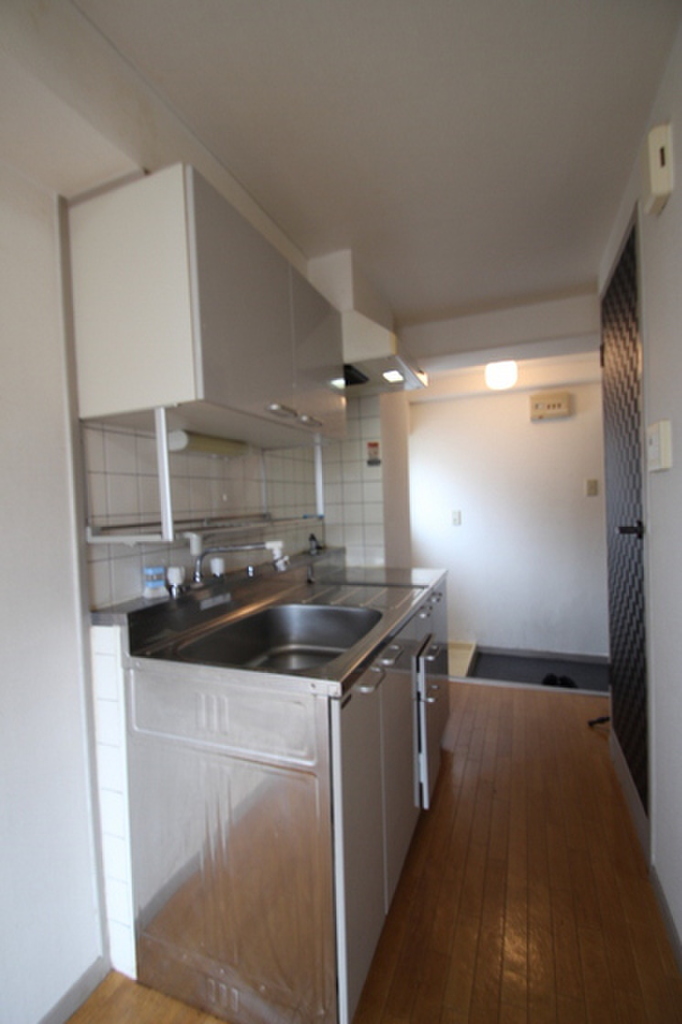 (15/17) キッチン