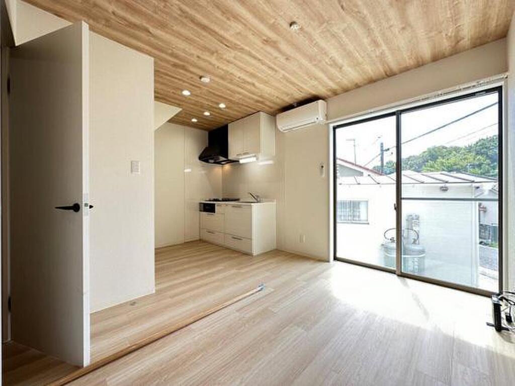 (2/20) 居室・リビング (2/20) 居室・リビング