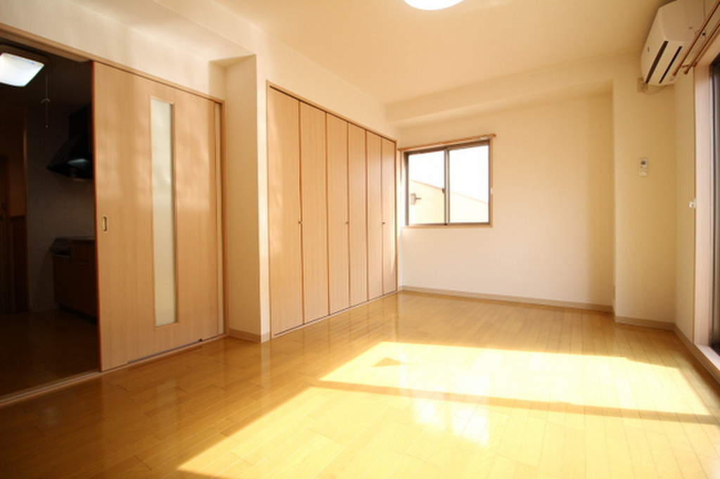 (7/18) ※他号室の写真です (7/18) ※他号室の写真です