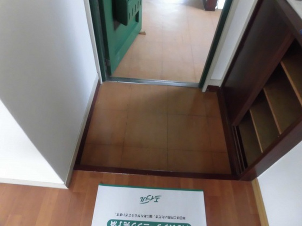 (10/20) 玄関 (10/20) 玄関