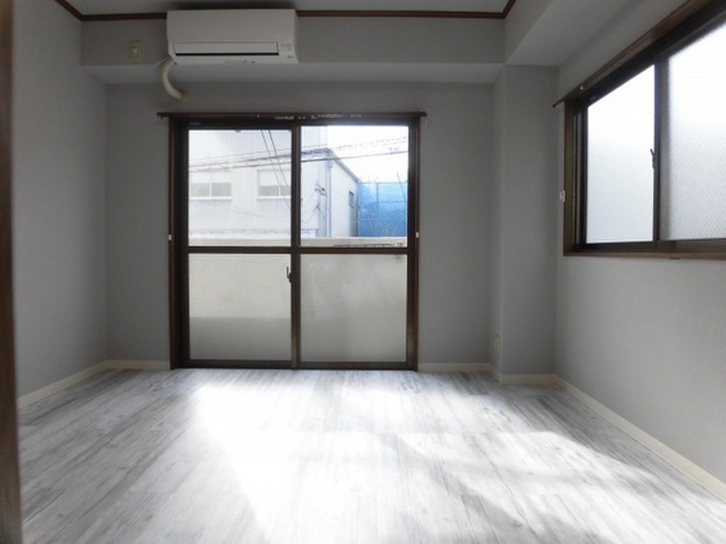 (2/21) 居室・リビング (2/21) 居室・リビング