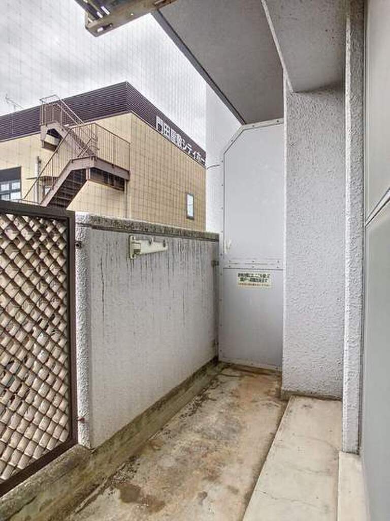 (12/25) バルコニー (12/25) バルコニー