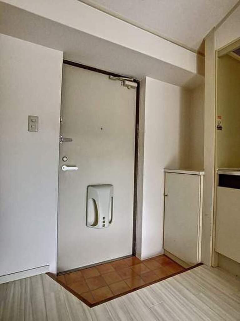 (14/25) 玄関 (14/25) 玄関