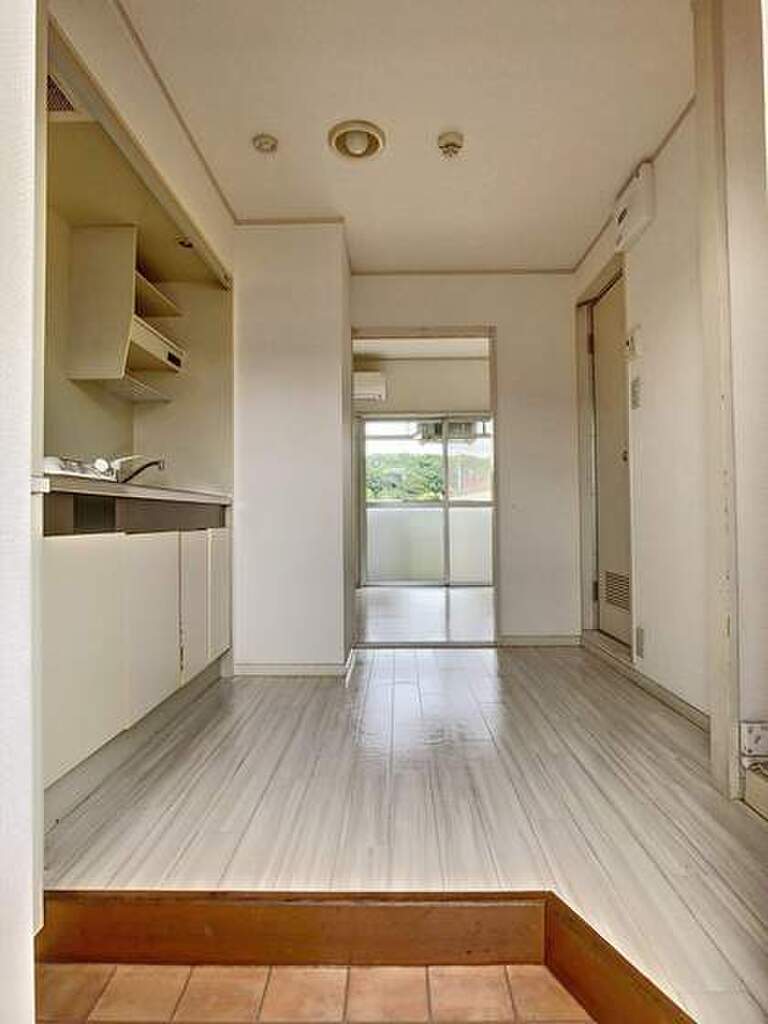 (7/25) 玄関 (7/25) 玄関