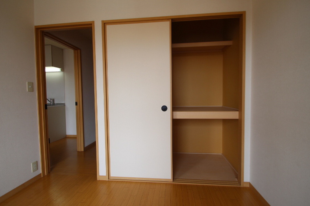 (12/15) 他号室の写真です。 (12/15) 他号室の写真です。