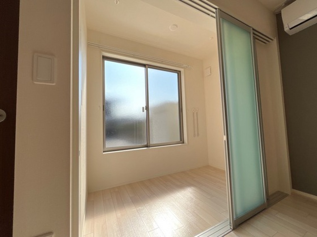 (16/23) バルコニー