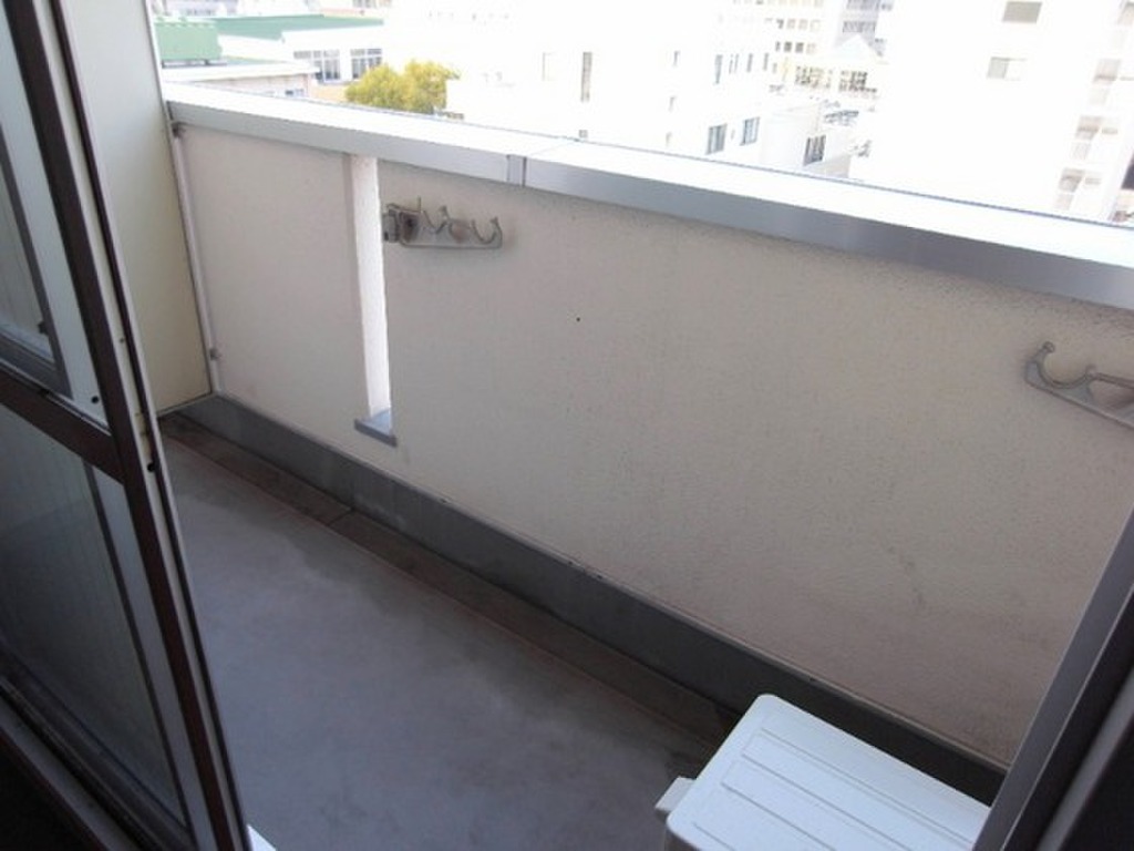 (10/20) バルコニー (10/20) バルコニー