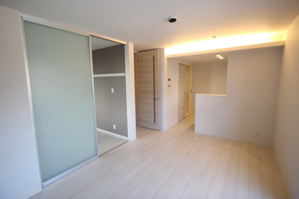 (2/24) 居室・リビング (2/24) 居室・リビング