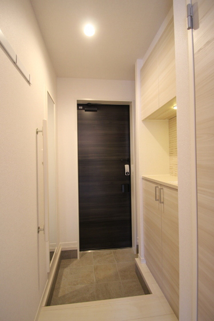 (9/24) 玄関 (9/24) 玄関