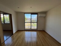 エントピア小山 A