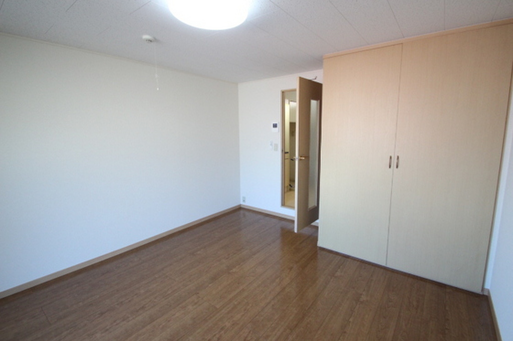 (15/18) 居室・リビング (15/18) 居室・リビング