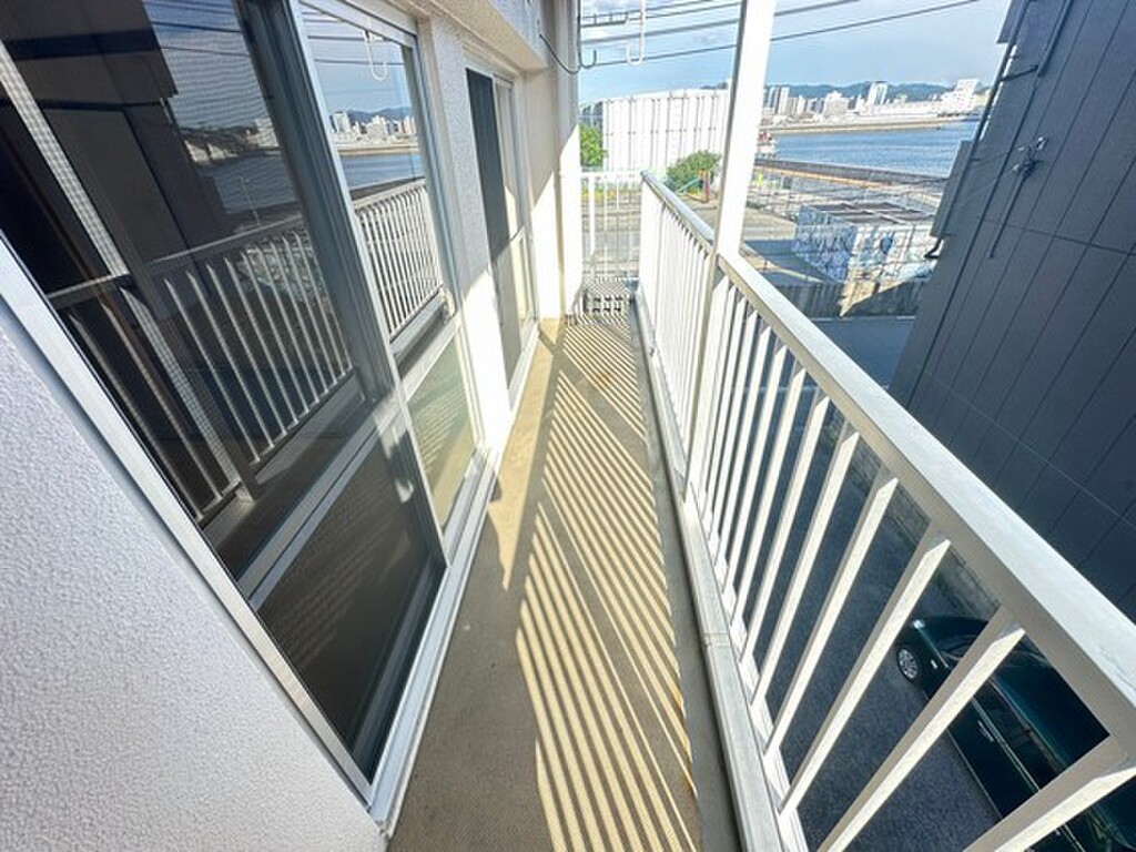 (10/22) バルコニー (10/22) バルコニー