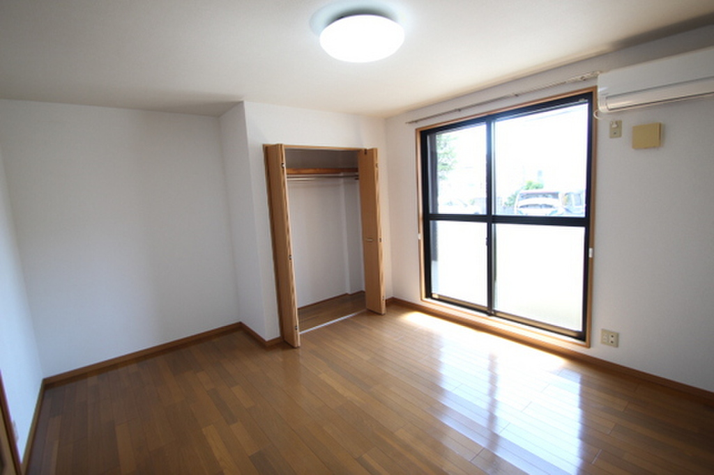 (8/17) 他号室のお写真です