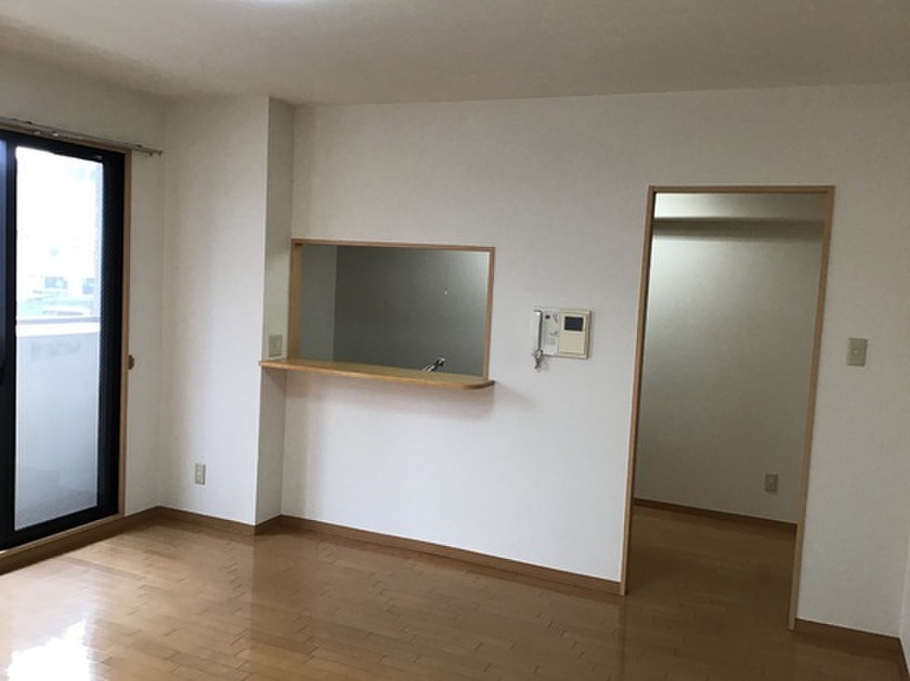 (2/15) 居室・リビング (2/15) 居室・リビング