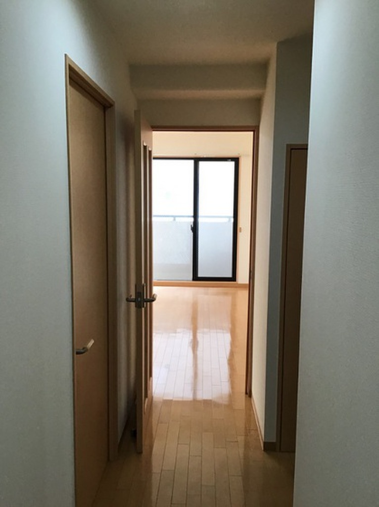 (9/15) 玄関 (9/15) 玄関