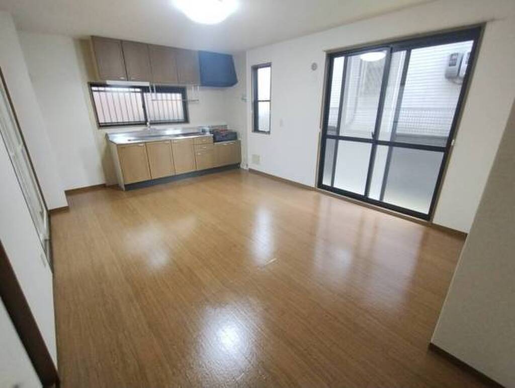 (2/26) 居室・リビング (2/26) 居室・リビング