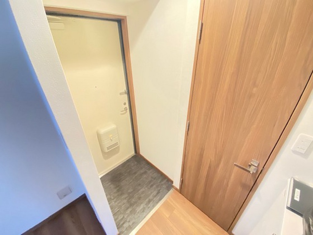 (7/20) 玄関 (7/20) 玄関