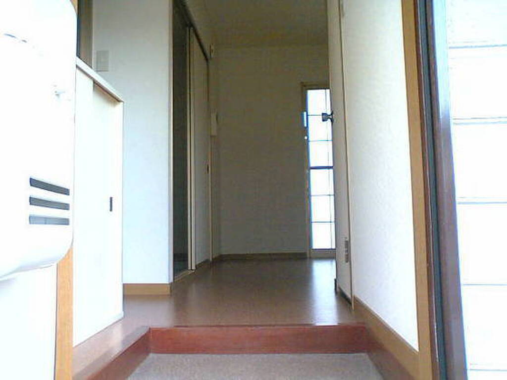 (6/13) 玄関 (6/13) 玄関