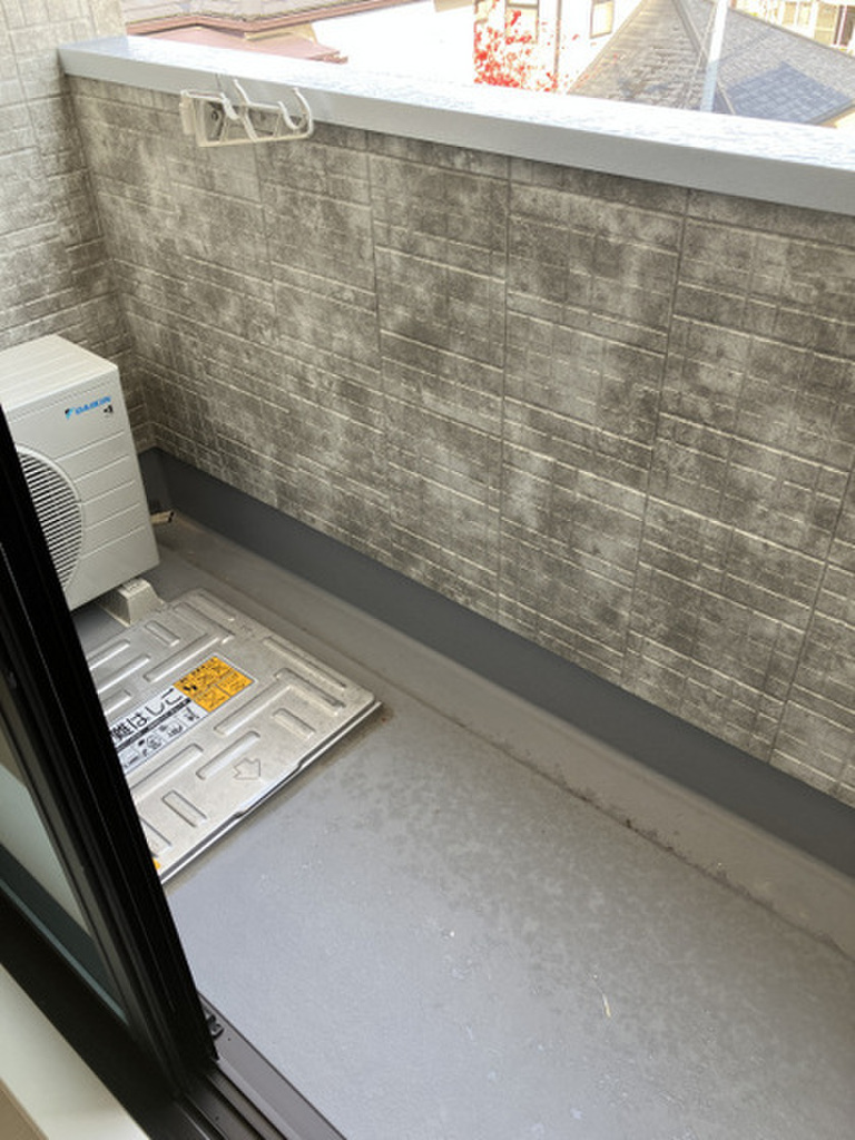 (12/21) バルコニー