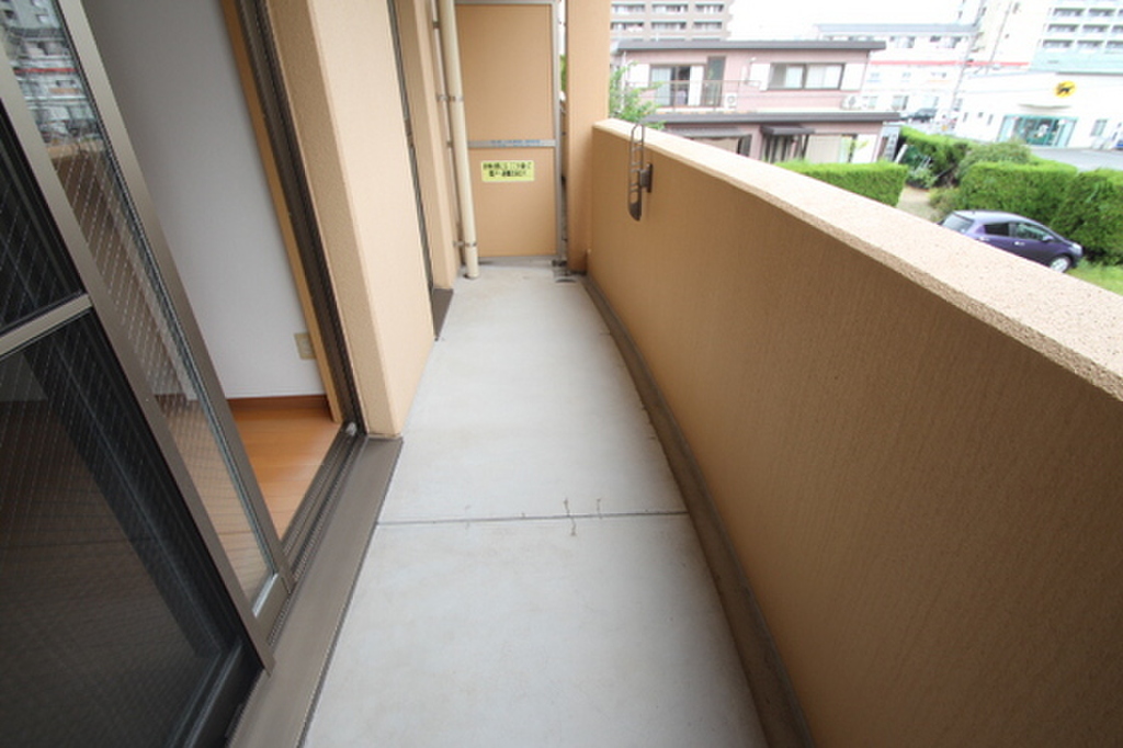 (11/19) バルコニー (11/19) バルコニー