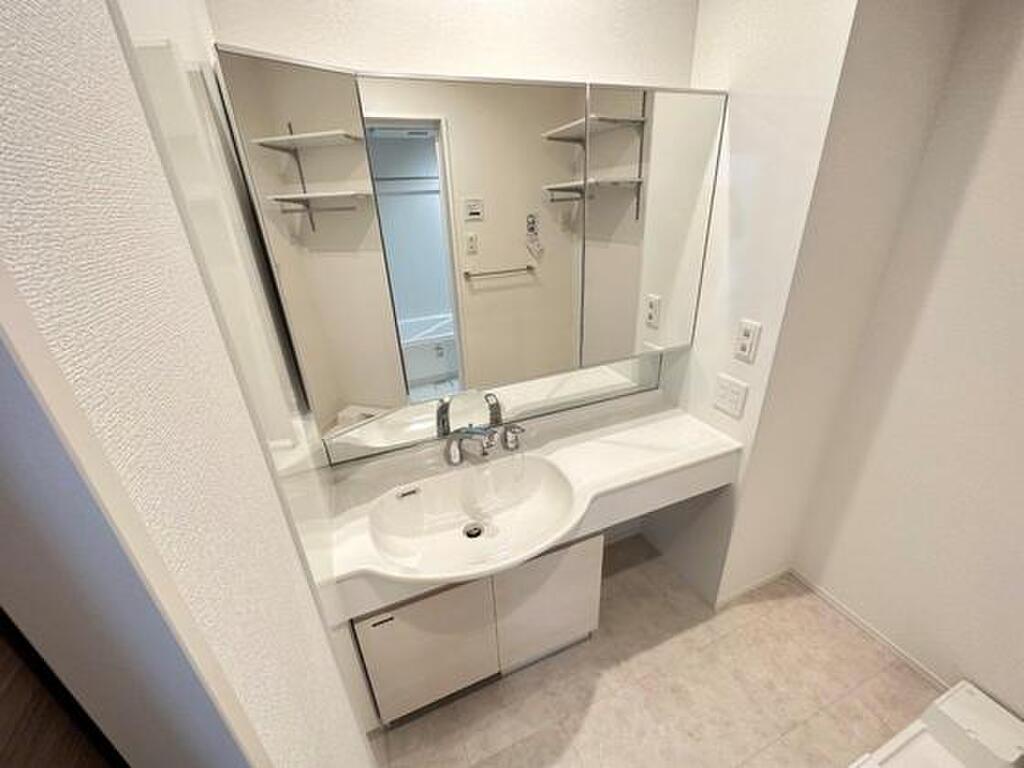 (5/23) 洗面所 (5/23) 洗面所