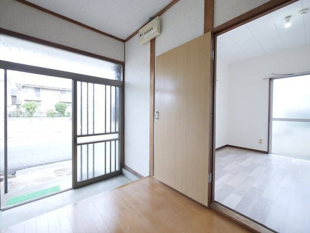 (16/20) 玄関 (16/20) 玄関