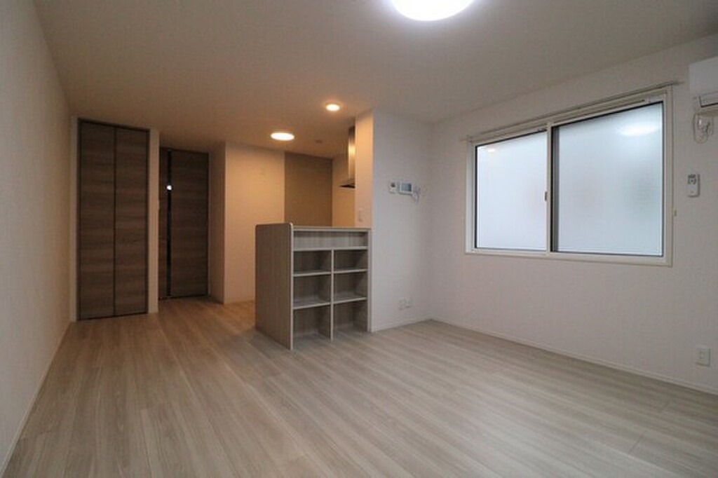 (2/28) 居室・リビング (2/28) 居室・リビング