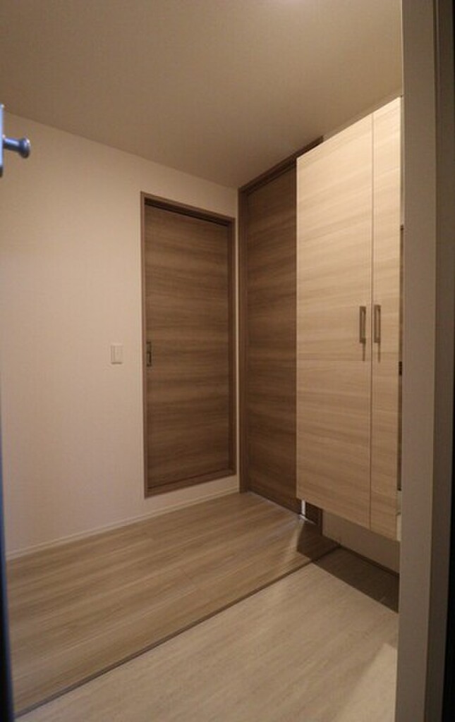 (9/28) 玄関 (9/28) 玄関