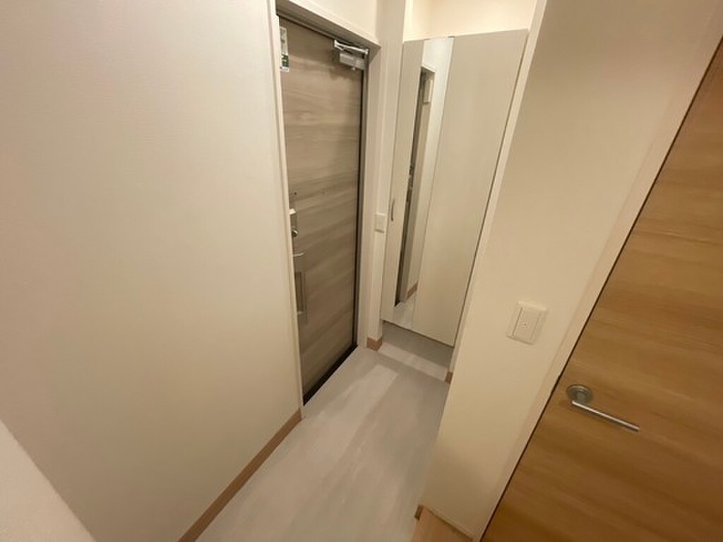 (7/22) 玄関 (7/22) 玄関