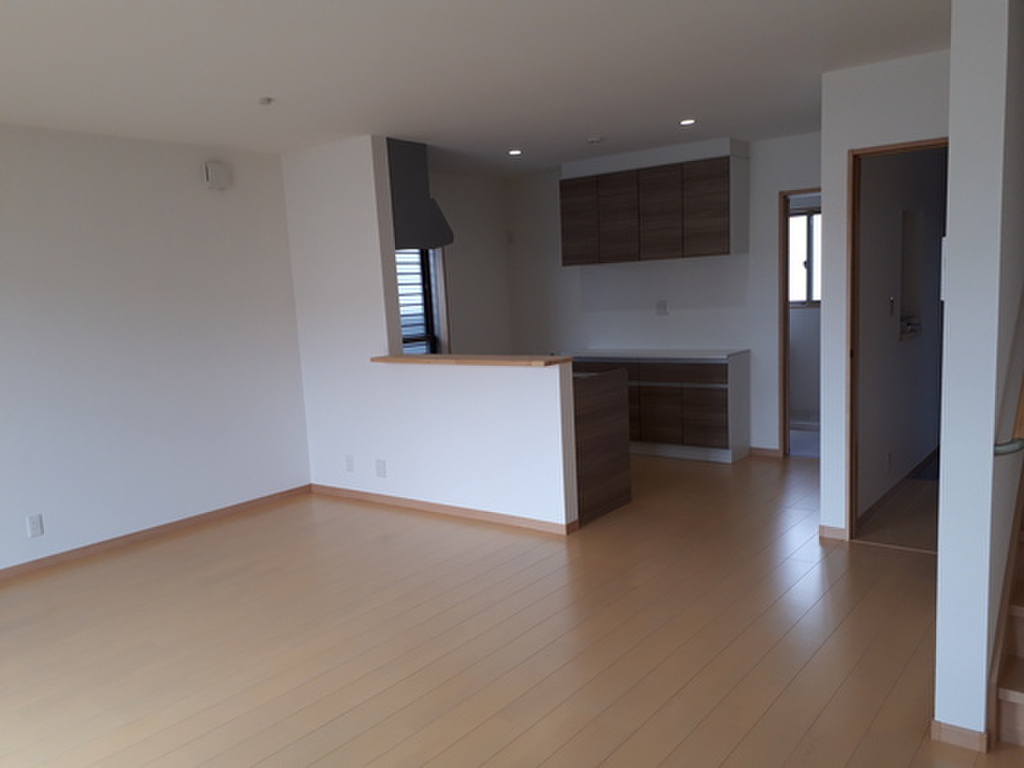 (2/13) 居室・リビング (2/13) 居室・リビング