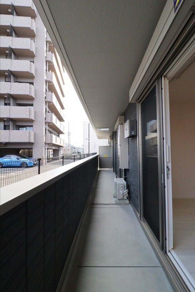 (13/26) バルコニー (13/26) バルコニー