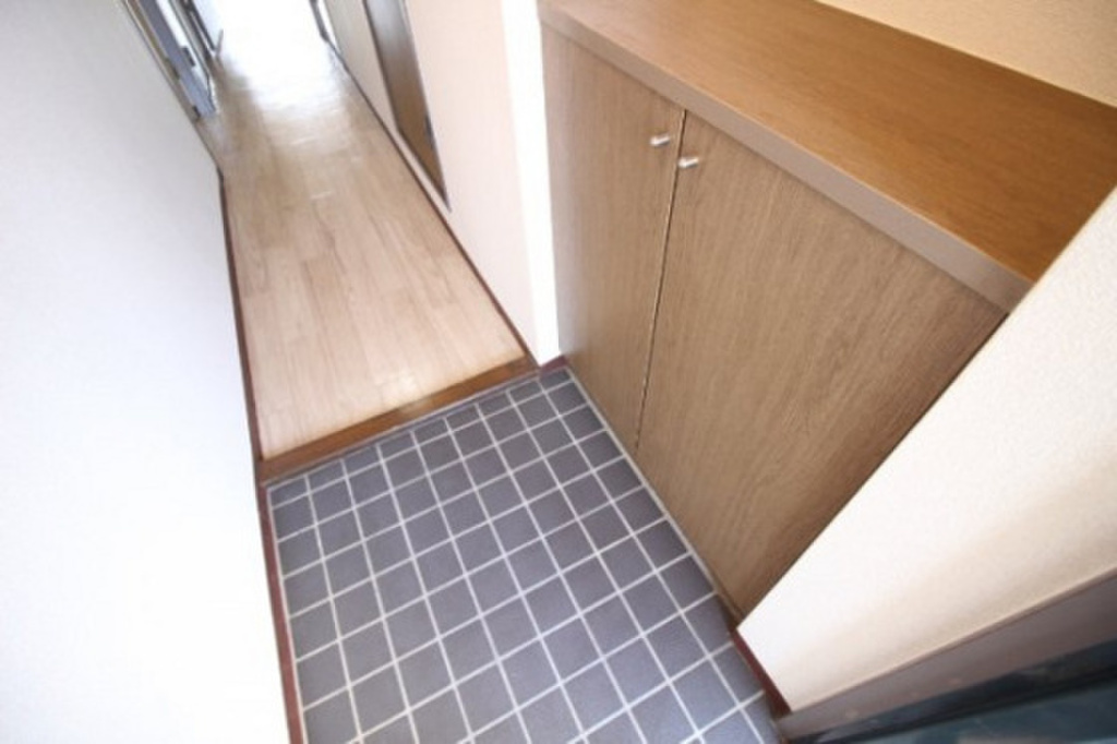 (9/26) 玄関 (9/26) 玄関