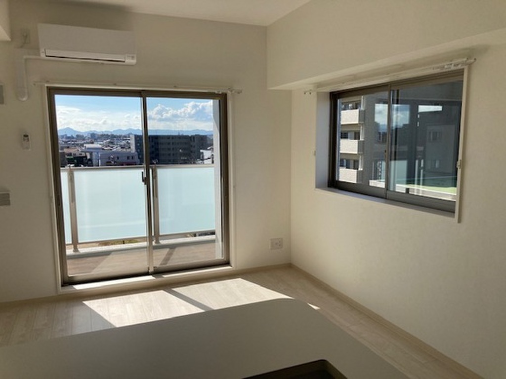 (2/17) 居室・リビング (2/17) 居室・リビング