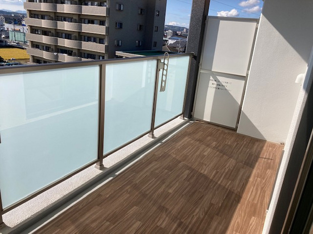 (8/17) バルコニー (8/17) バルコニー